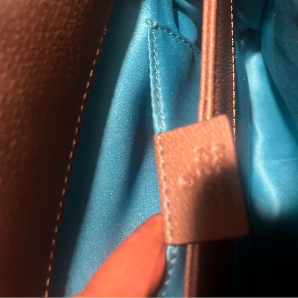 Gucci shoulder bag , ophidia model brown and tan with gucci monogram in front - Picture 6 of 7